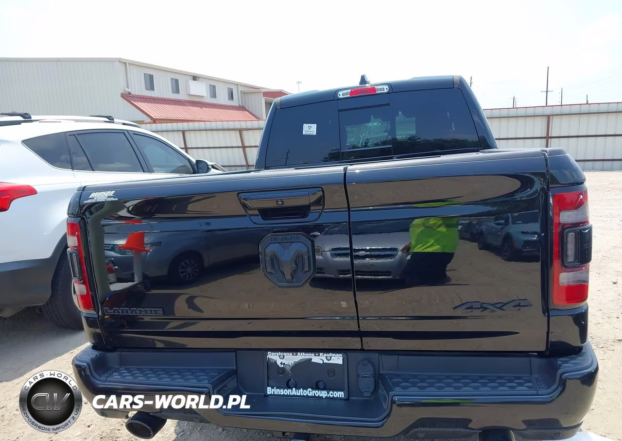 2020 Ram 1500 VIN:1C6SRFRT6LN364081 - 16