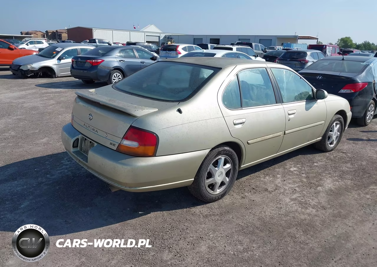 1999 Nissan Altima VIN:1N4DL01D5XC103617 - 4