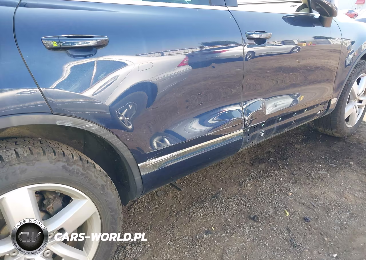 2012 Volkswagen Touareg Vr6 Lux VIN:WVGFF9BP6CD001718 - 11