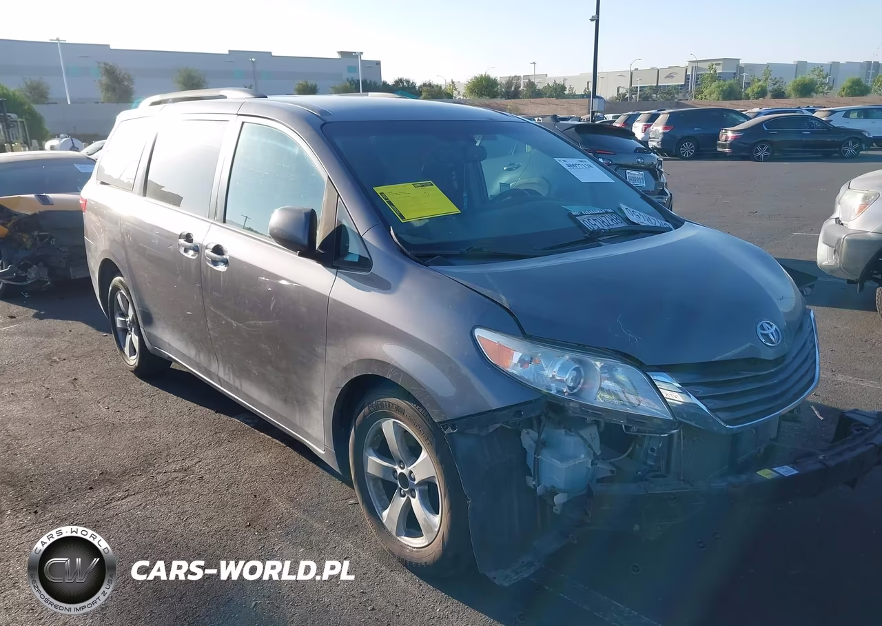 2017 Toyota Sienna Le 8 Passenger VIN:5TDKZ3DC9HS875414 - 14