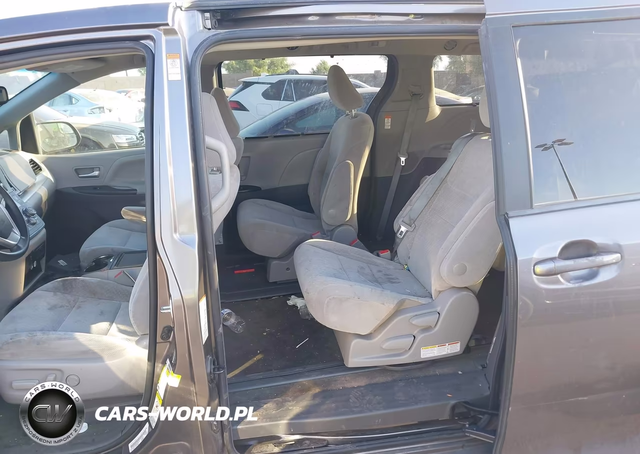 2017 Toyota Sienna Le 8 Passenger VIN:5TDKZ3DC9HS875414 - 8