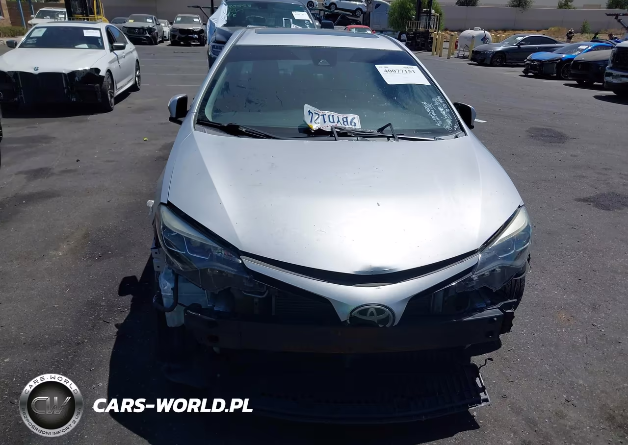 2017 Toyota Corolla Se Special Edition VIN:5YFBURHE1HP619709 - 12