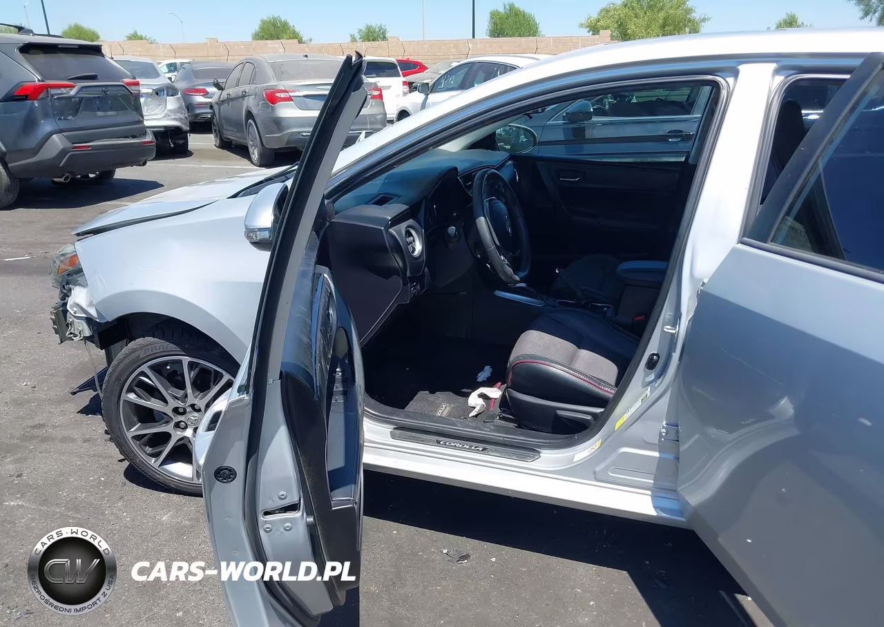 2017 Toyota Corolla Se Special Edition VIN:5YFBURHE1HP619709 - 5