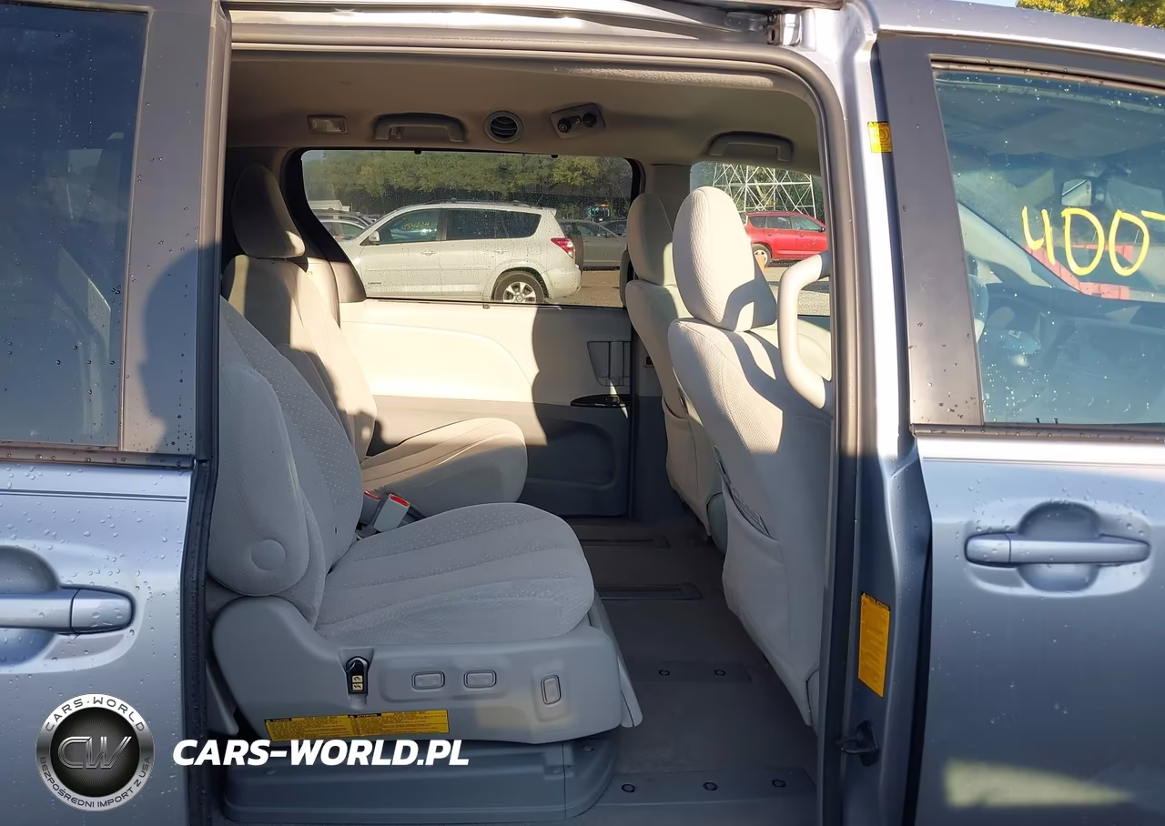2011 Toyota Sienna Le V6 Auto Access Seat VIN:5TDKK3DC9BS099832 - 8