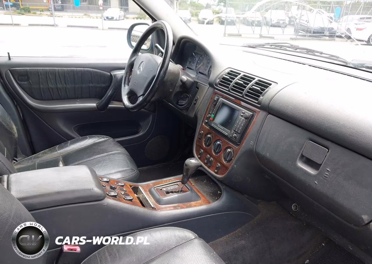 2021 Nissan Versa Sv VIN:3N1CN8EV8ML890244 - 5