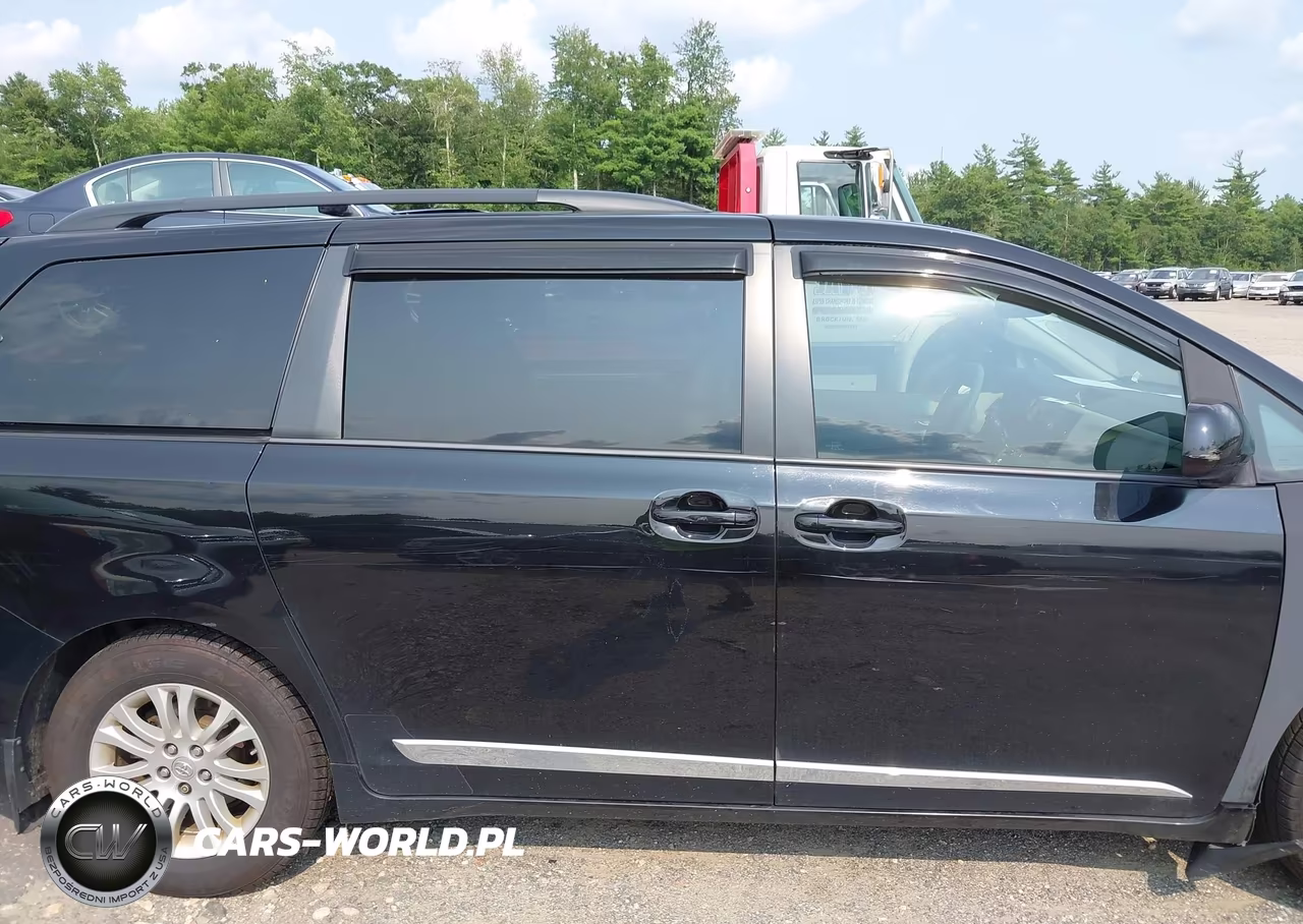 2014 Toyota Sienna Xle V6 8 Passenger VIN:5TDYK3DC3ES476170 - 14