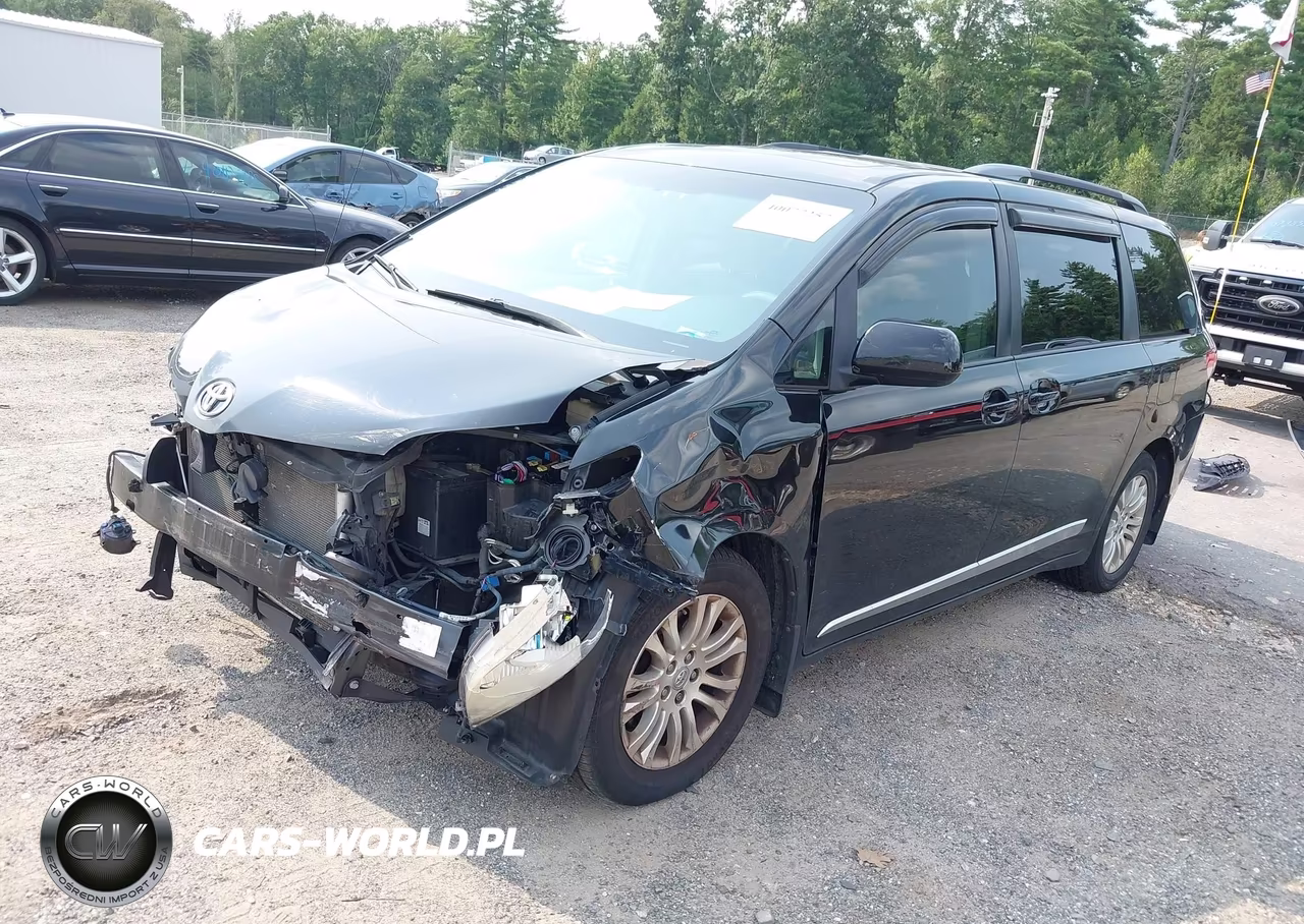 2014 Toyota Sienna Xle V6 8 Passenger VIN:5TDYK3DC3ES476170 - 2