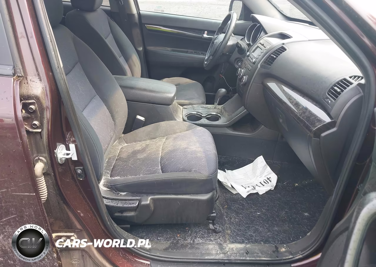 2011 Kia Sorento Lx VIN:5XYKT3A12BG139696 - 5