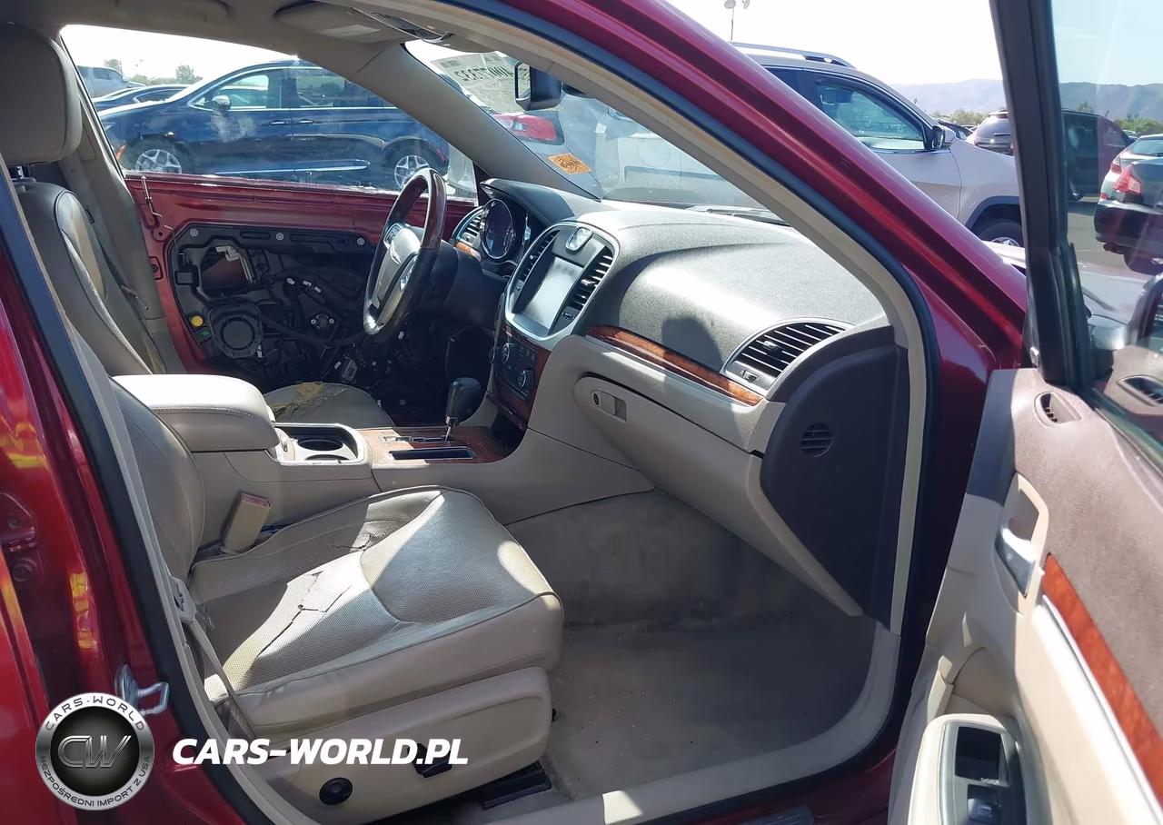 2011 Chrysler 300C VIN:2C3CA6CT8BH529749 - 5