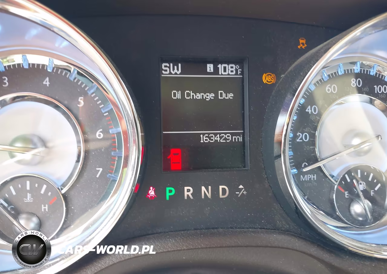 2011 Chrysler 300C VIN:2C3CA6CT8BH529749 - 7