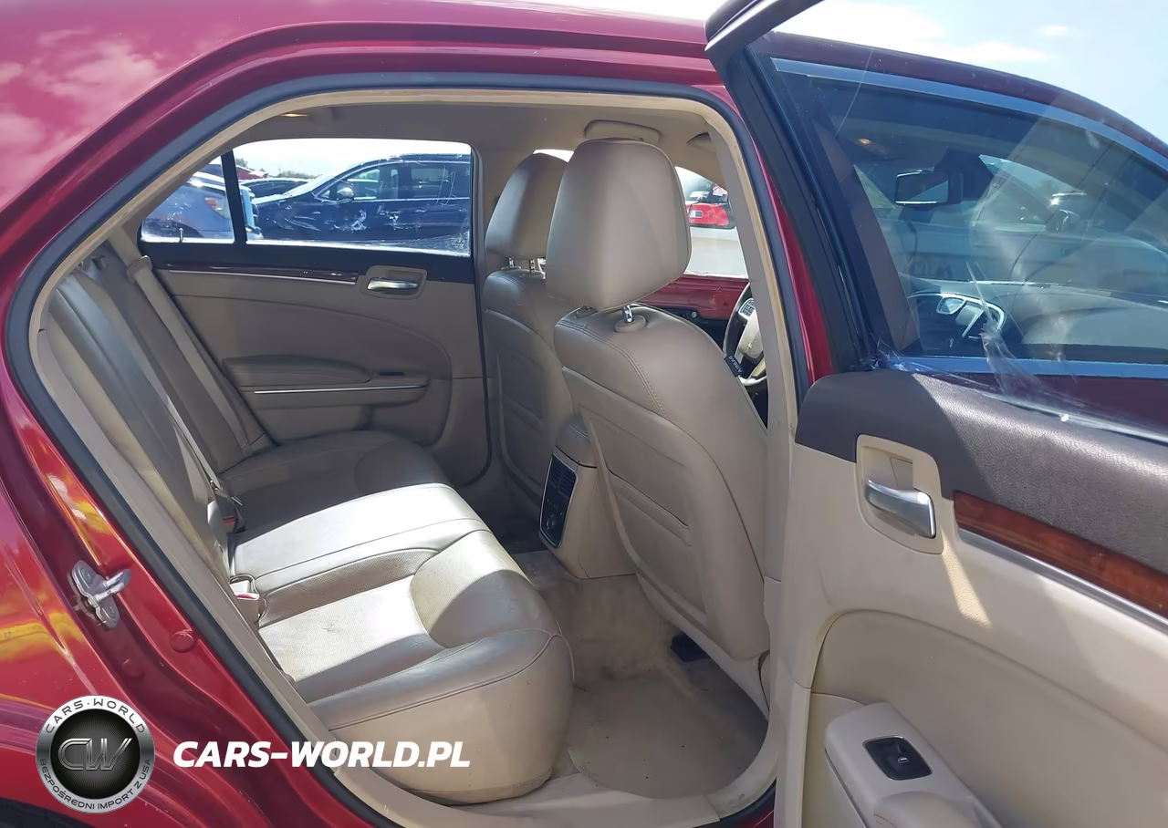 2011 Chrysler 300C VIN:2C3CA6CT8BH529749 - 8