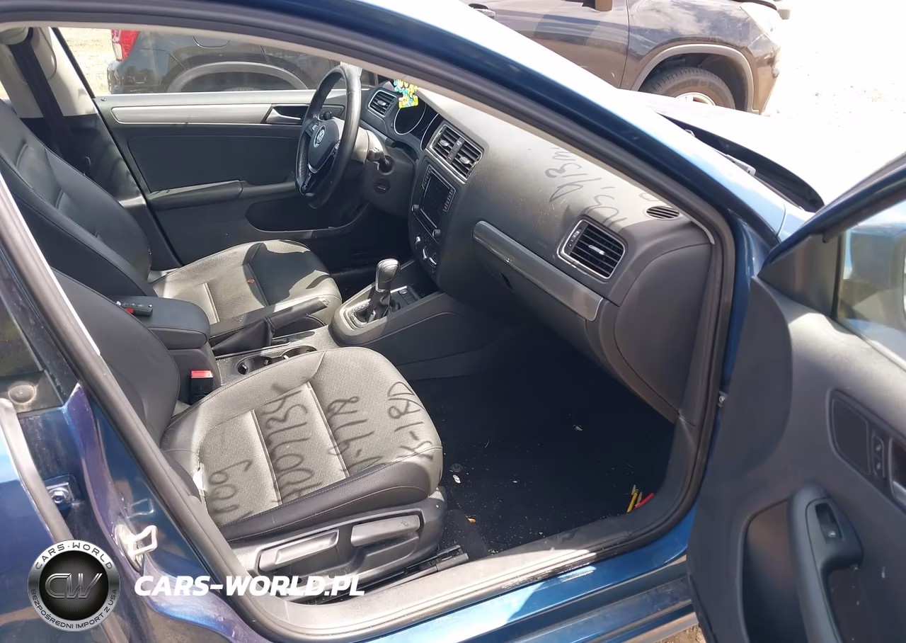 2017 Volkswagen Jetta 1.4T Se VIN:3VWDB7AJ6HM309778 - 5