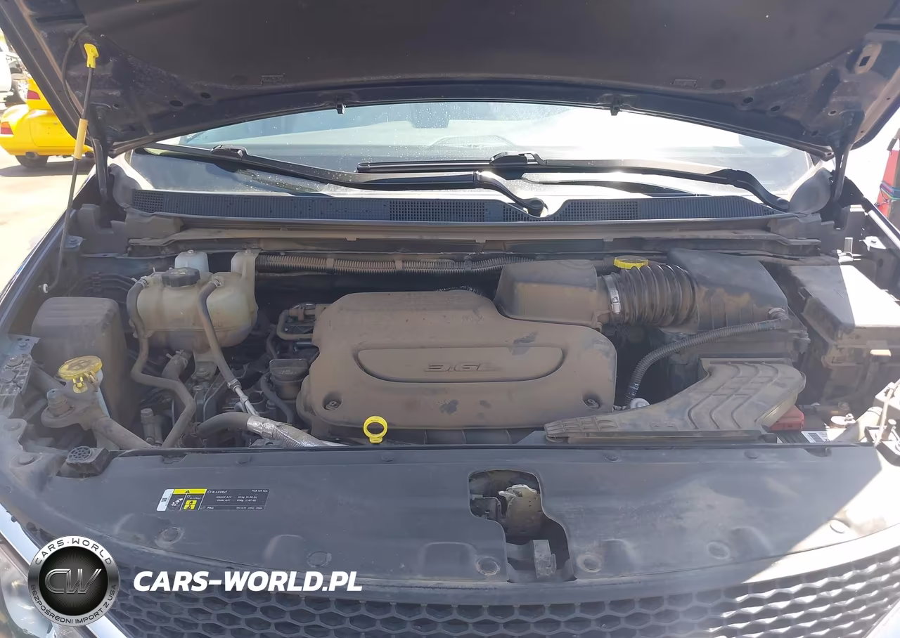 2019 Chrysler Pacifica Limited VIN:2C4RC1GG1KR720200 - 10