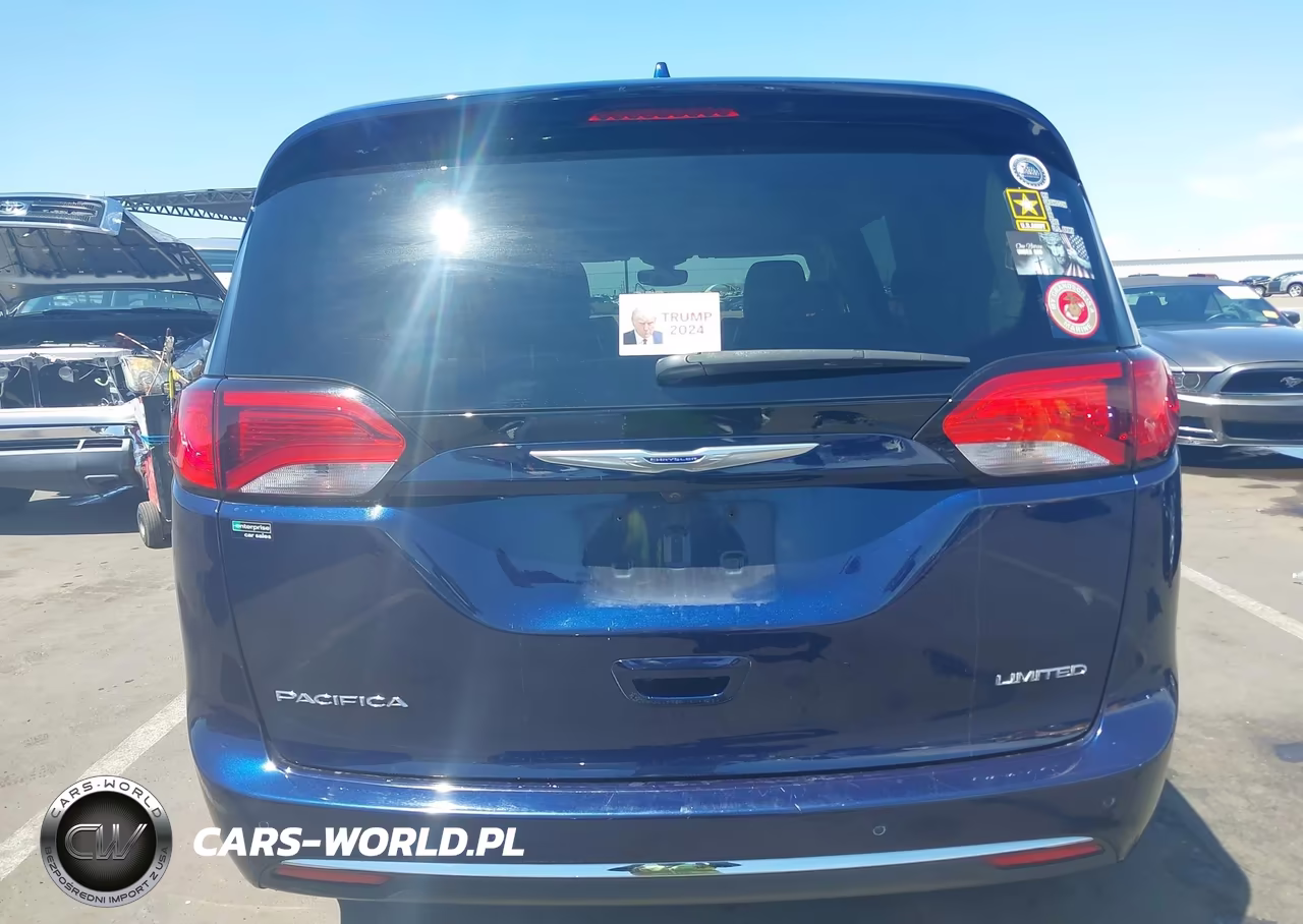 2019 Chrysler Pacifica Limited VIN:2C4RC1GG1KR720200 - 16