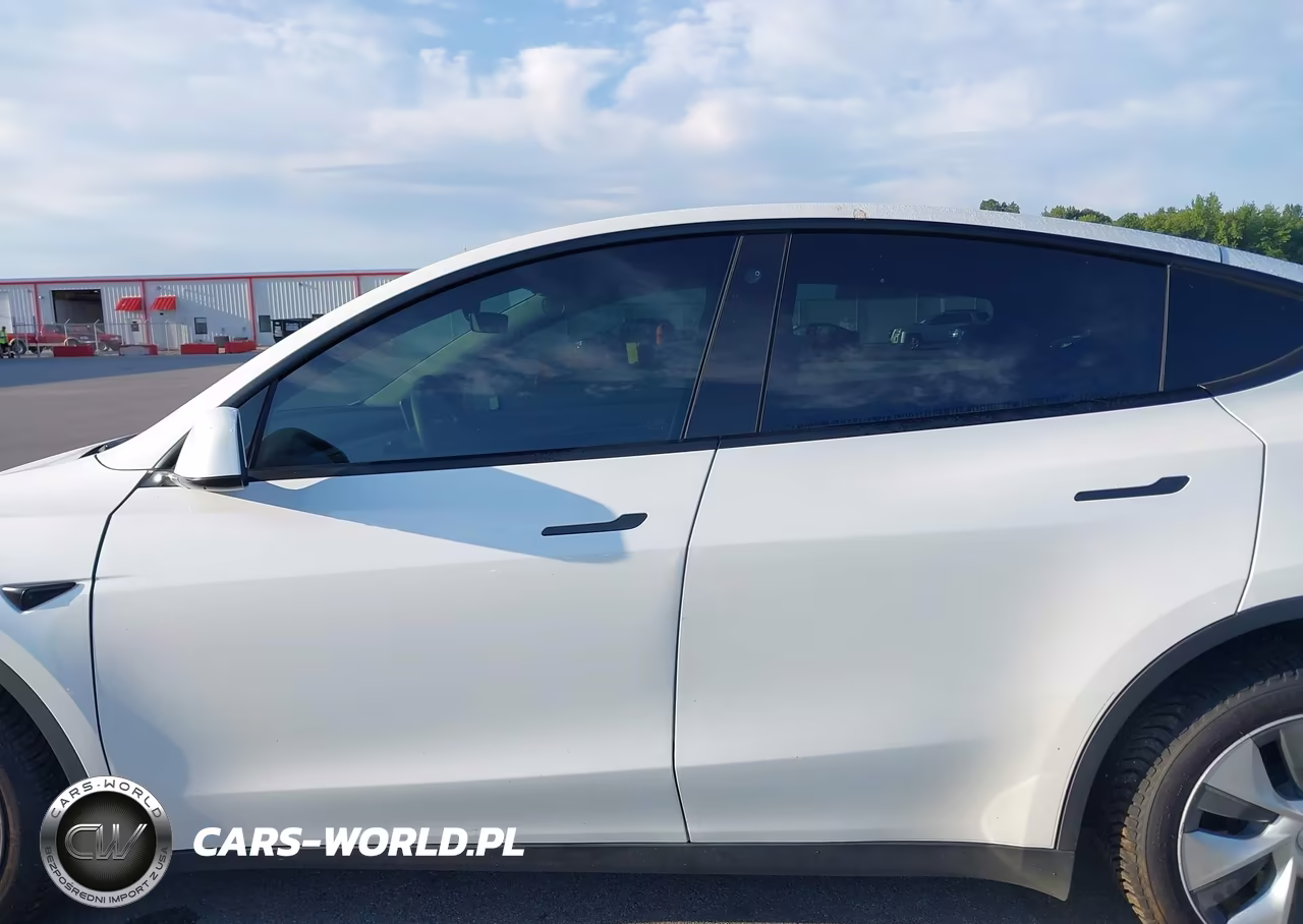 2022 Tesla Model Y Long Range Dual Motor All-Wheel Drive VIN:7SAYGDEEXNF357966 - 14