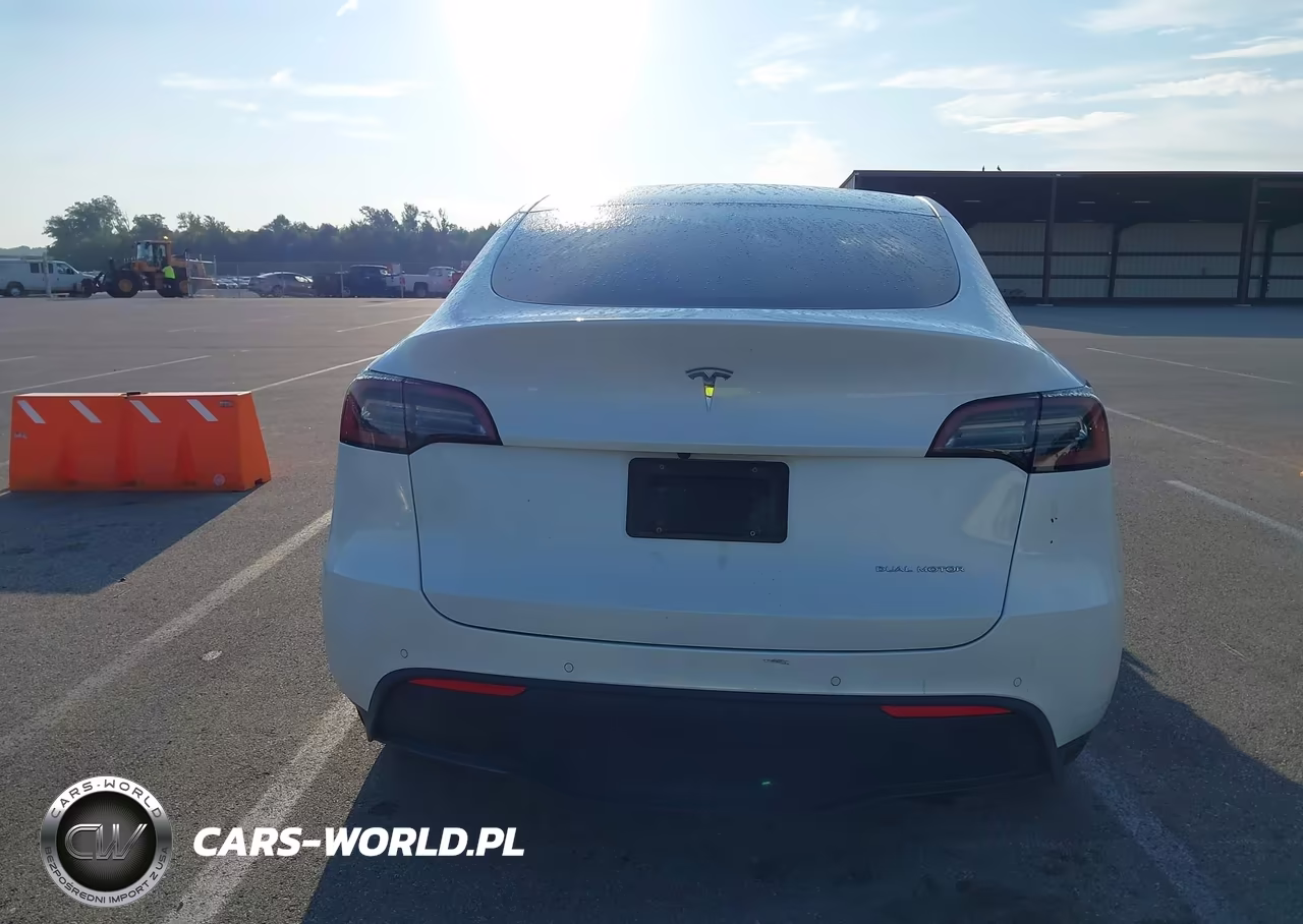 2022 Tesla Model Y Long Range Dual Motor All-Wheel Drive VIN:7SAYGDEEXNF357966 - 16