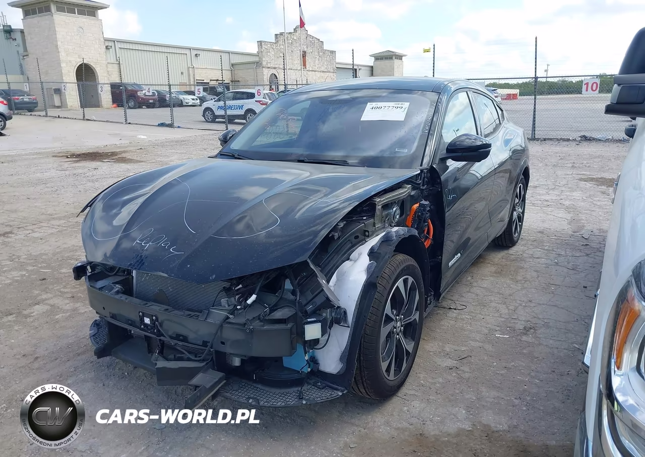 2023 Ford Mustang Mach-E Premium VIN:3FMTK3SU9PMA83407 - 2