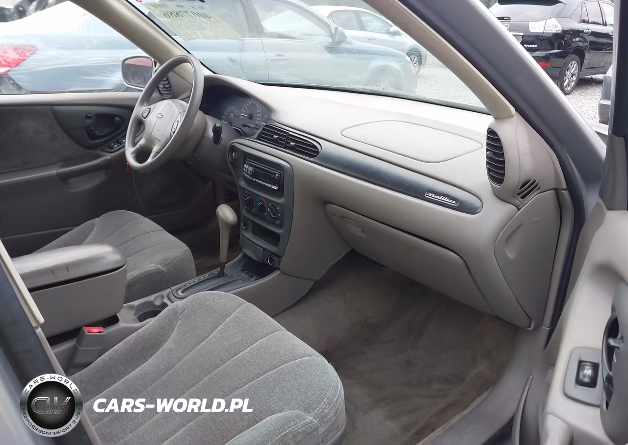 1999 Chevrolet Malibu VIN:1G1ND52T7X6269692 - 5