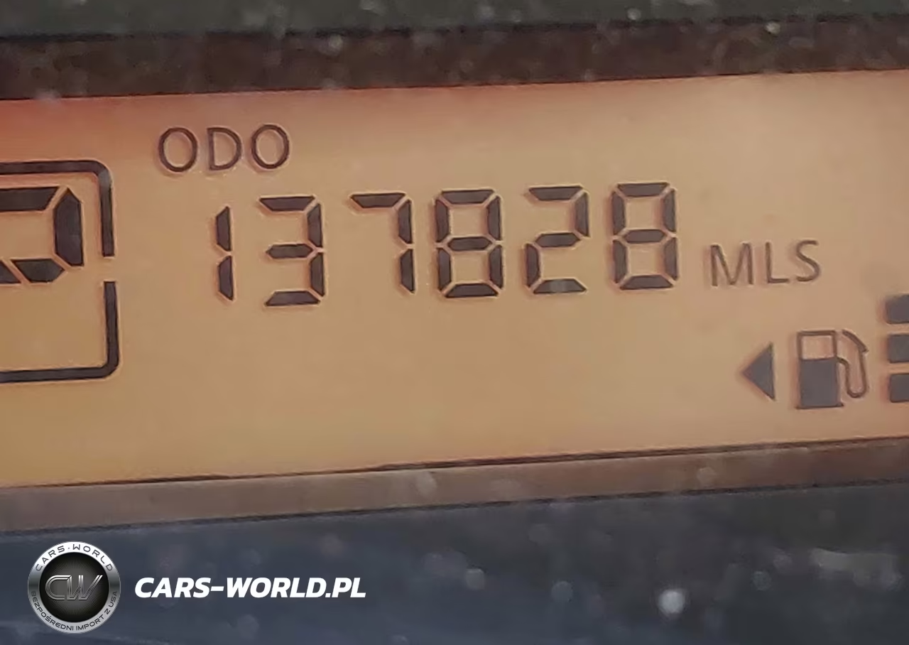2017 Nissan Versa S-S Plus-Sv-Sl VIN:3N1CN7AP3HL831061 - 7