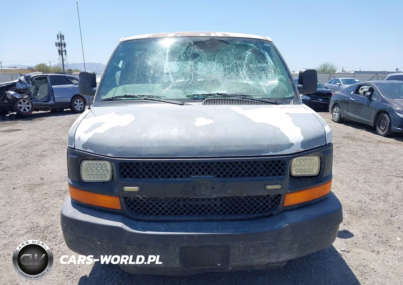 2007 Chevrolet Express Work Van VIN:1GCGG25V371148755 - 12