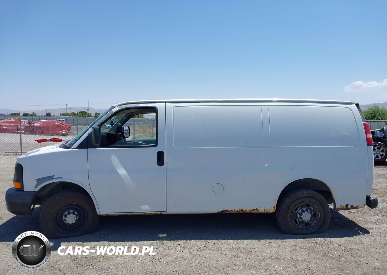 2007 Chevrolet Express Work Van VIN:1GCGG25V371148755 - 14