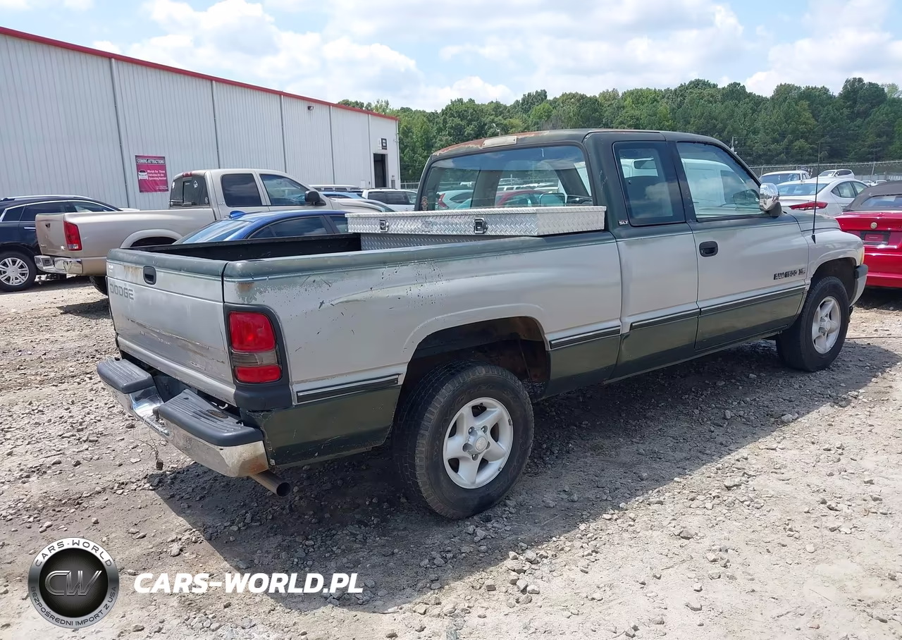 1996 Dodge Ram 1500 VIN:3B7HC13Z5TG133668 - 4