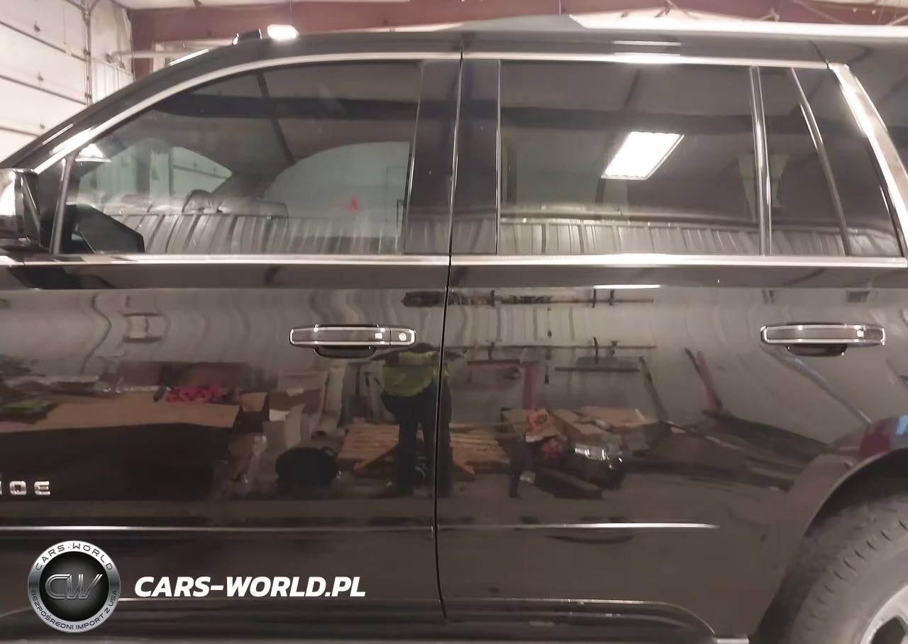 2016 Chevrolet Tahoe Ltz VIN:1GNSKCKC3GR390875 - 15