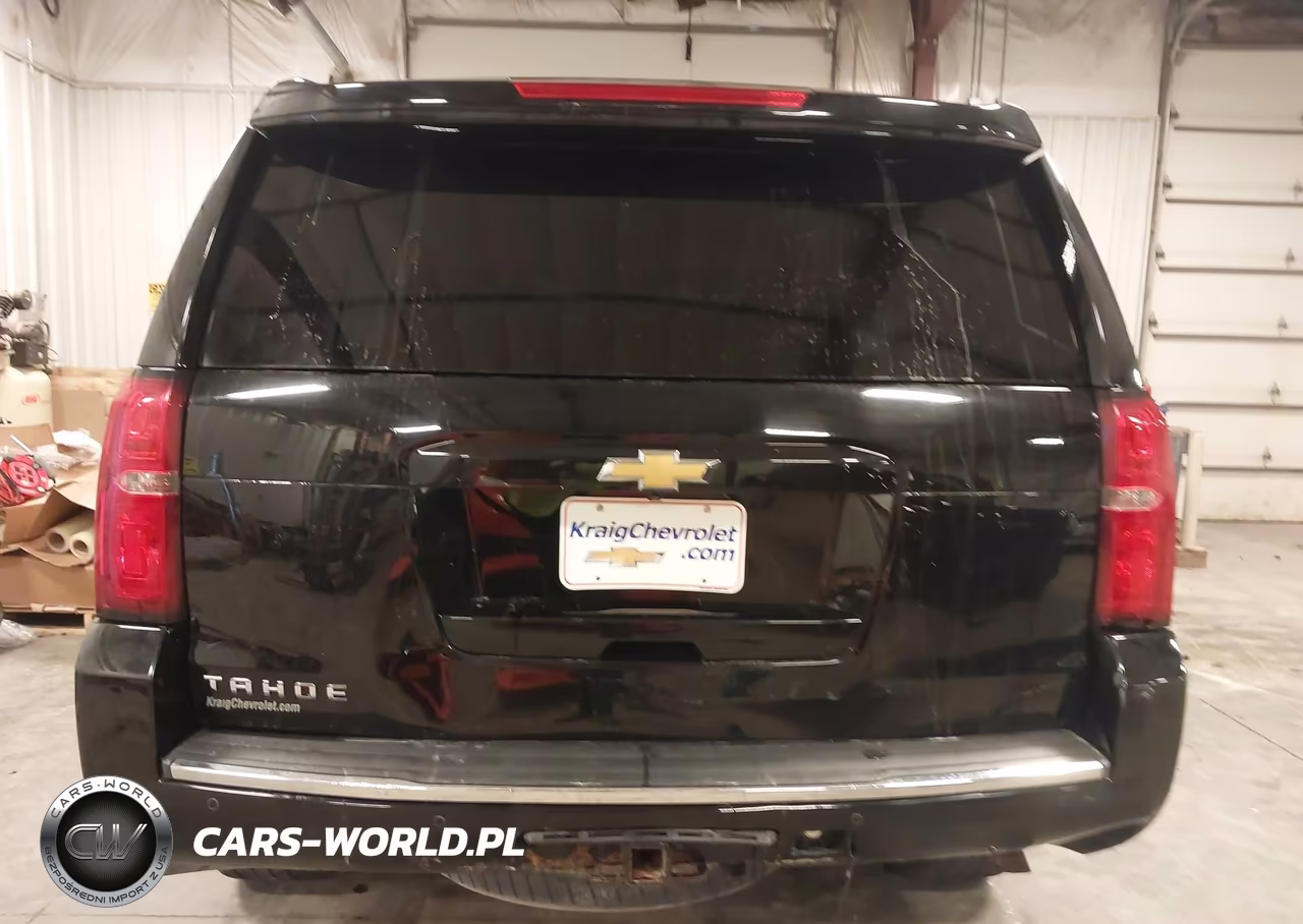 2016 Chevrolet Tahoe Ltz VIN:1GNSKCKC3GR390875 - 17