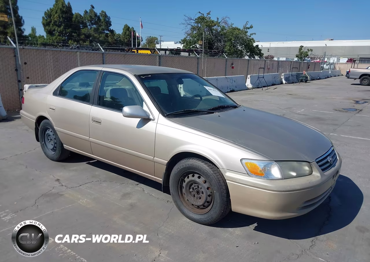 2000 Toyota Camry Le