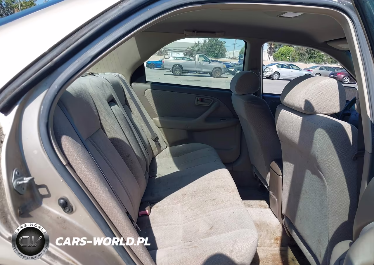 2000 Toyota Camry Le VIN:JT2BG28K3Y0427361 - 8
