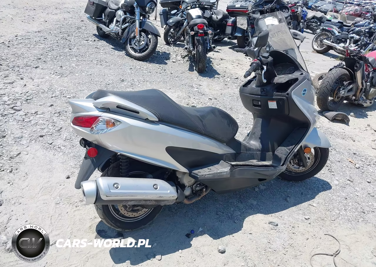 2014 Suzuki Uh200 VIN:MLCCH41A3E1600844 - 12