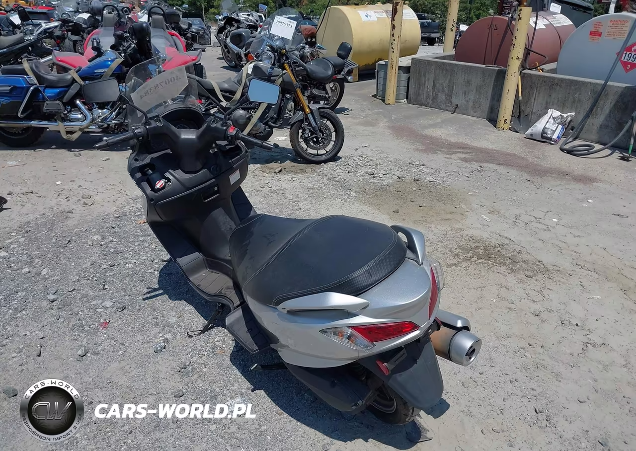 2014 Suzuki Uh200 VIN:MLCCH41A3E1600844 - 3