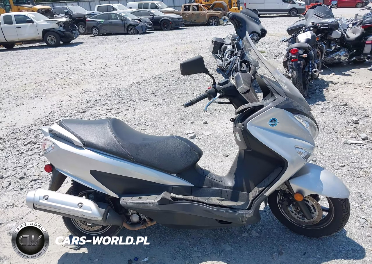 2014 Suzuki Uh200 VIN:MLCCH41A3E1600844 - 8