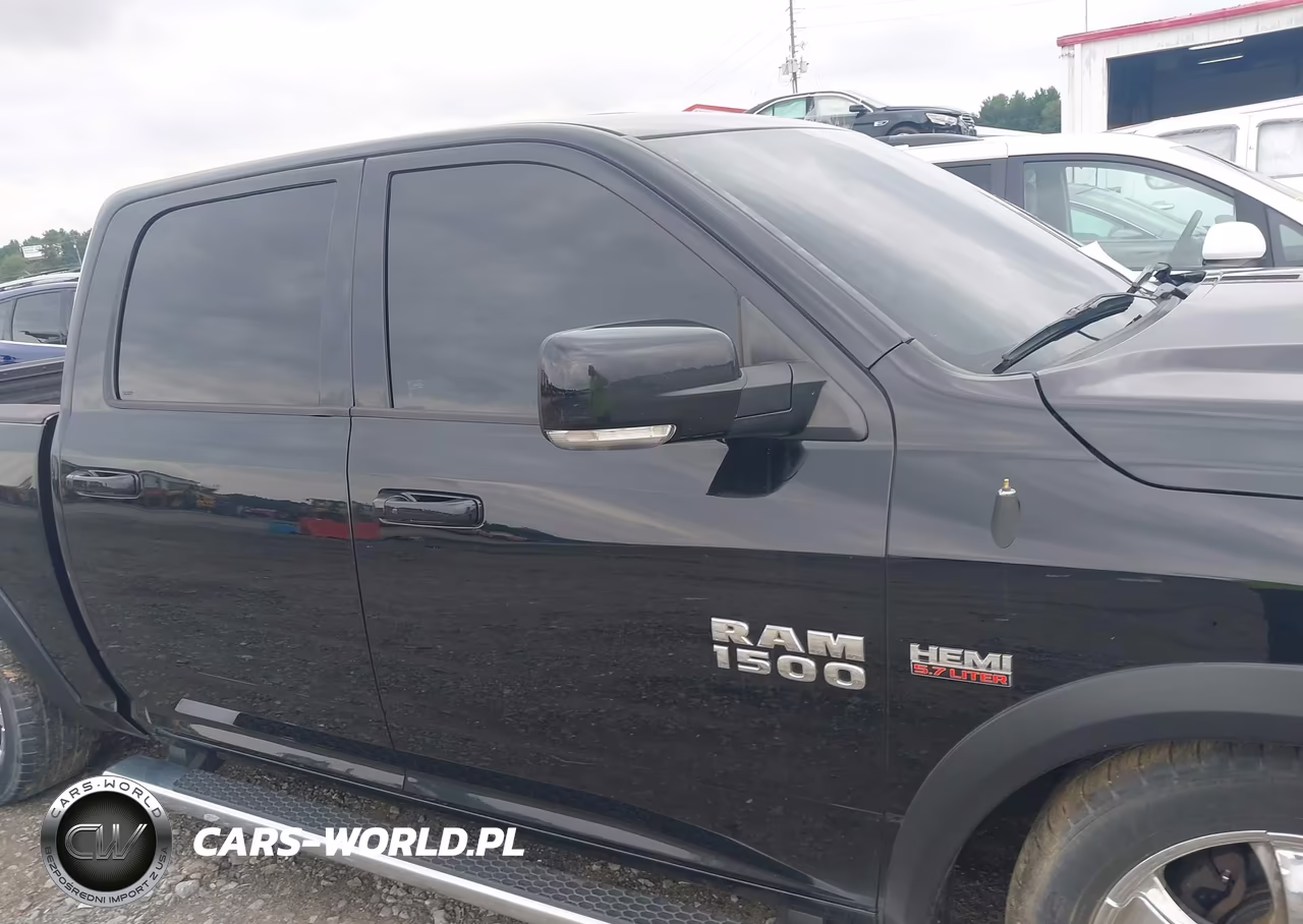 2013 Ram 1500 Sport VIN:1C6RR7MT5DS570832 - 13