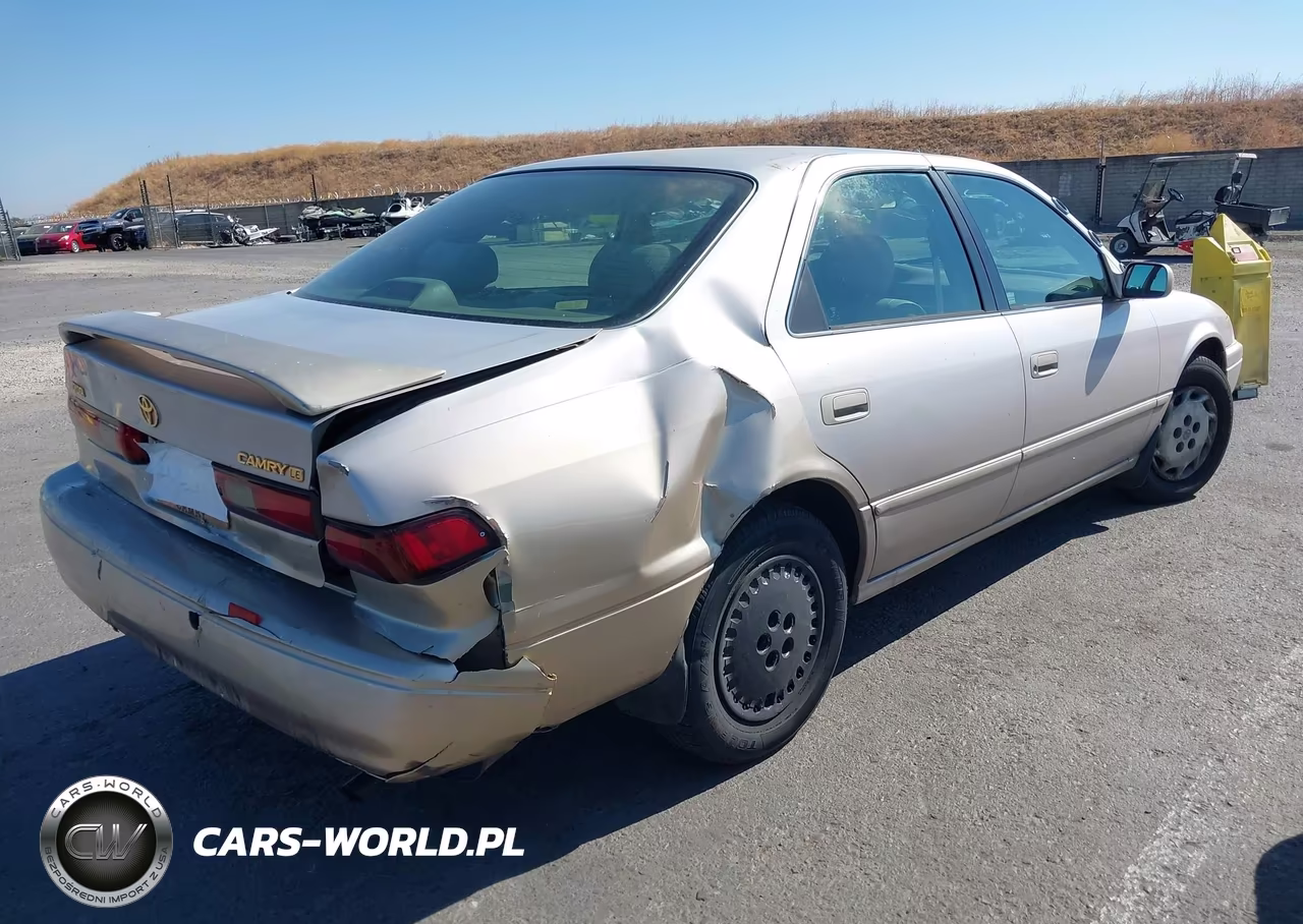 1997 Toyota Camry Le VIN:4T1BG22K1VU094075 - 4