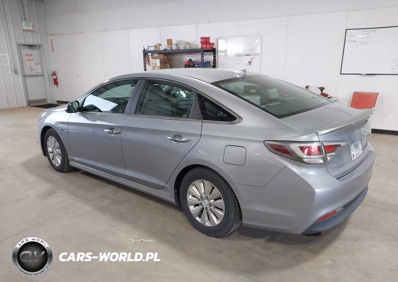 2016 Hyundai Sonata Hybrid Se VIN:KMHE24L15GA014844 - 3
