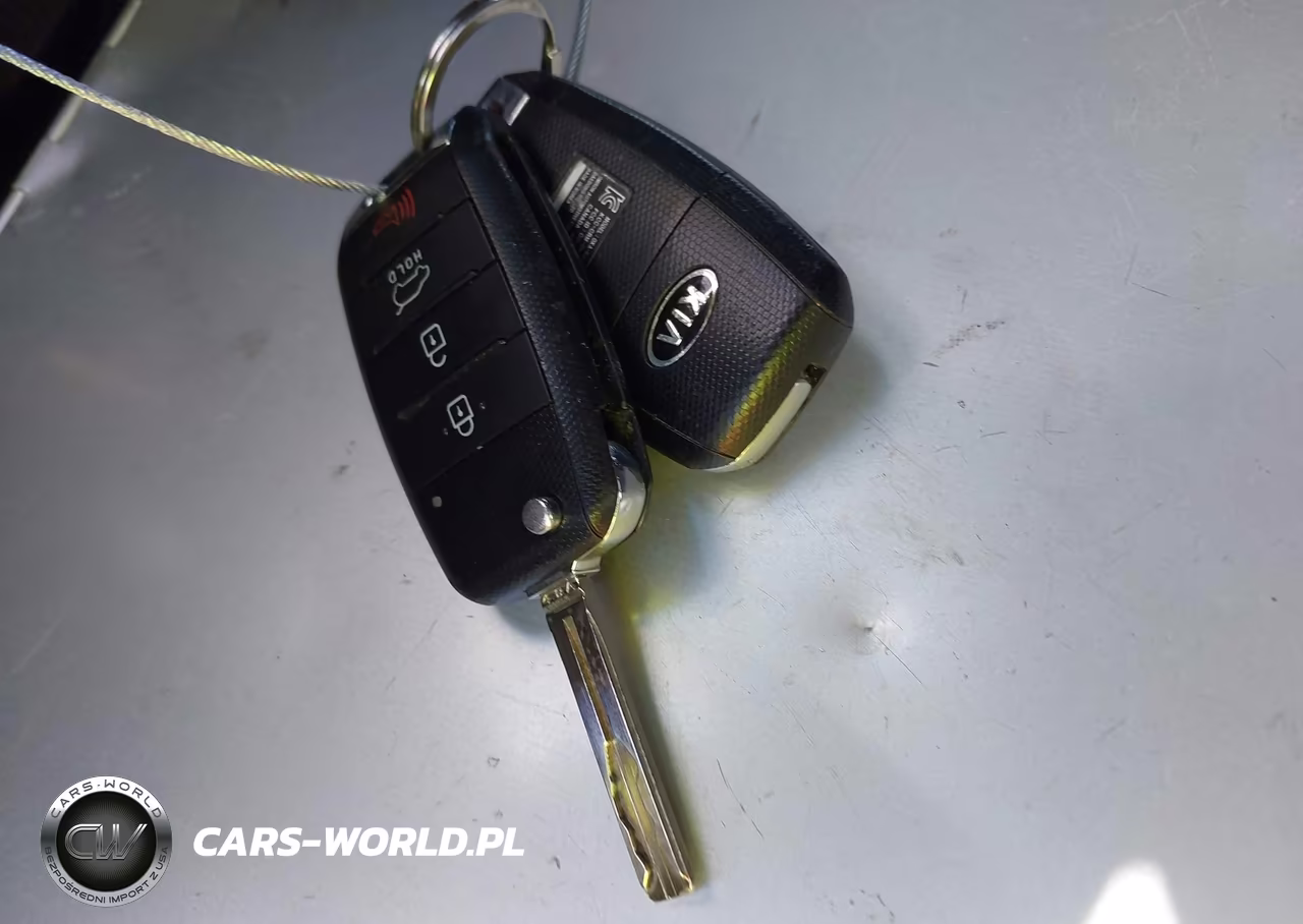 2014 Kia Soul + VIN:KNDJP3A5XE7073970 - 11