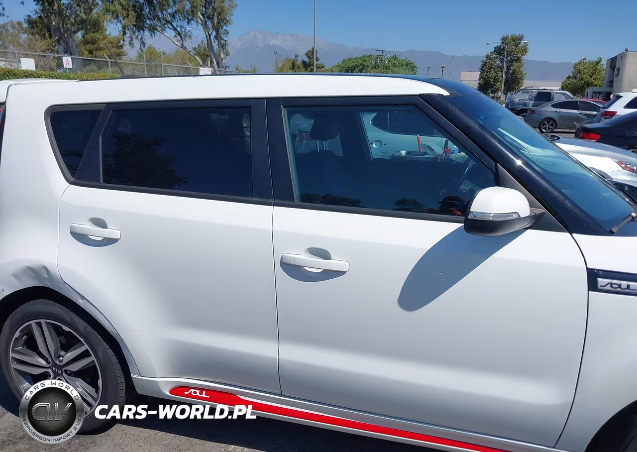 2014 Kia Soul + VIN:KNDJP3A5XE7073970 - 13