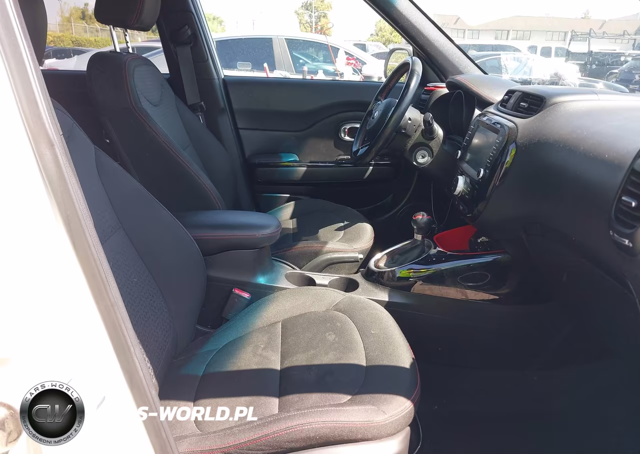 2014 Kia Soul + VIN:KNDJP3A5XE7073970 - 5