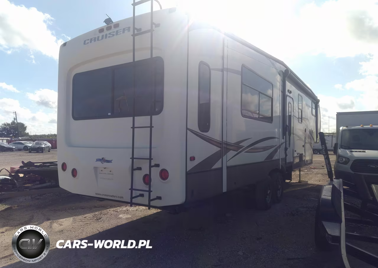 2013 Crossroads Other VIN:4V0FC3526DE012052 - 4