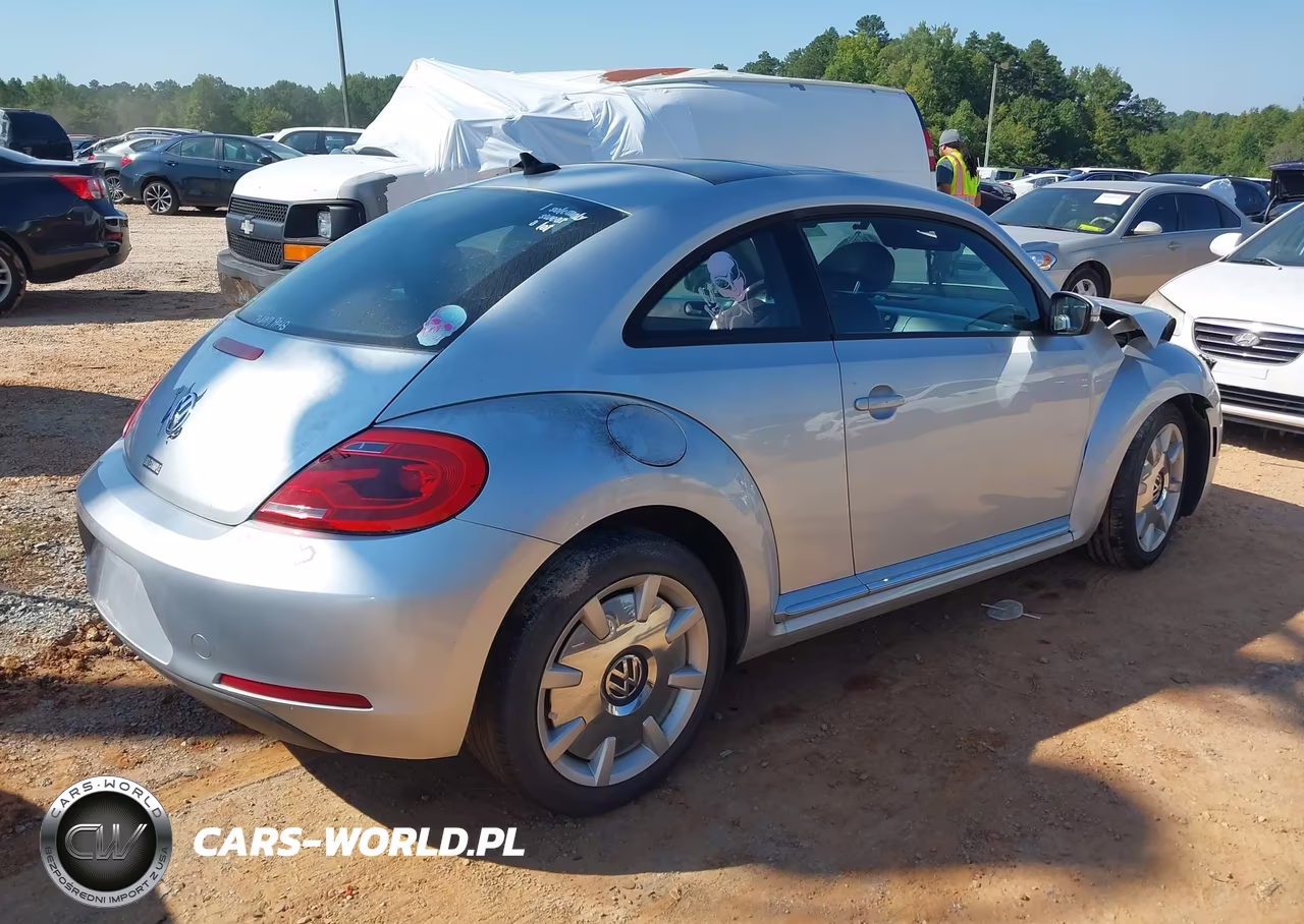 2012 Volkswagen Beetle 2.5L VIN:3VWHP7AT5CM654930 - 4