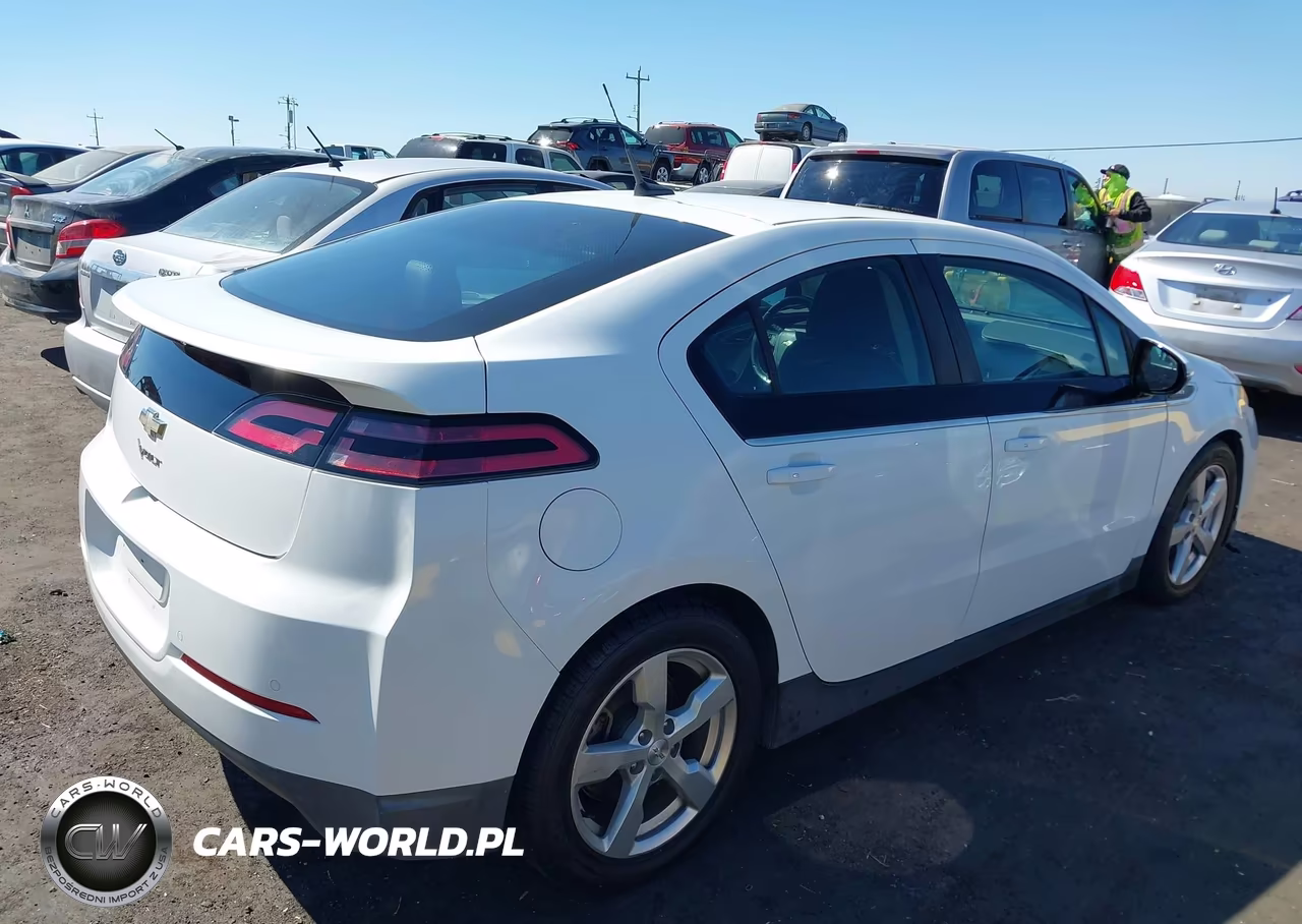 2013 Chevrolet Volt VIN:1G1RF6E47DU144298 - 4
