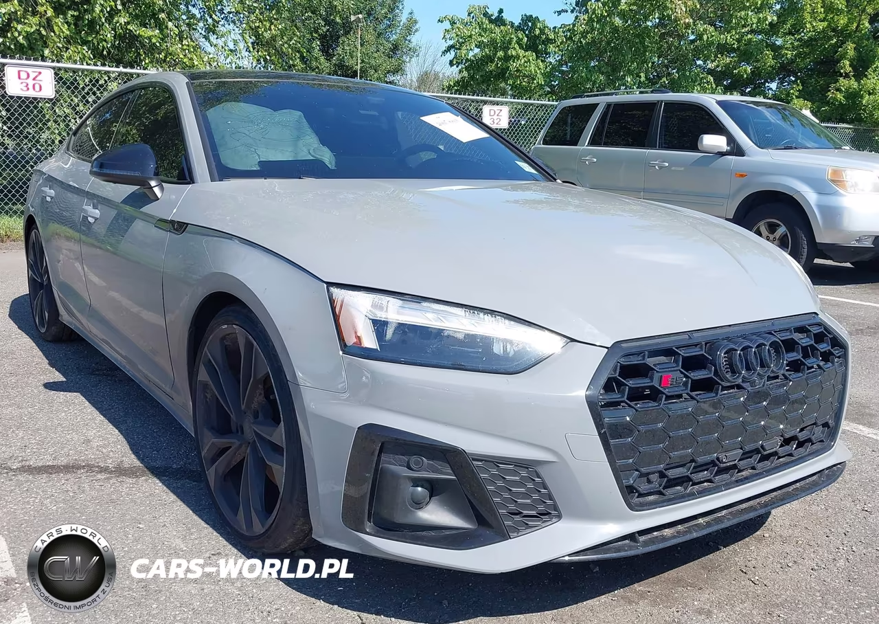 2023 Audi S5 Premium Plus VIN:WAUC4CF50PA006467 - 3