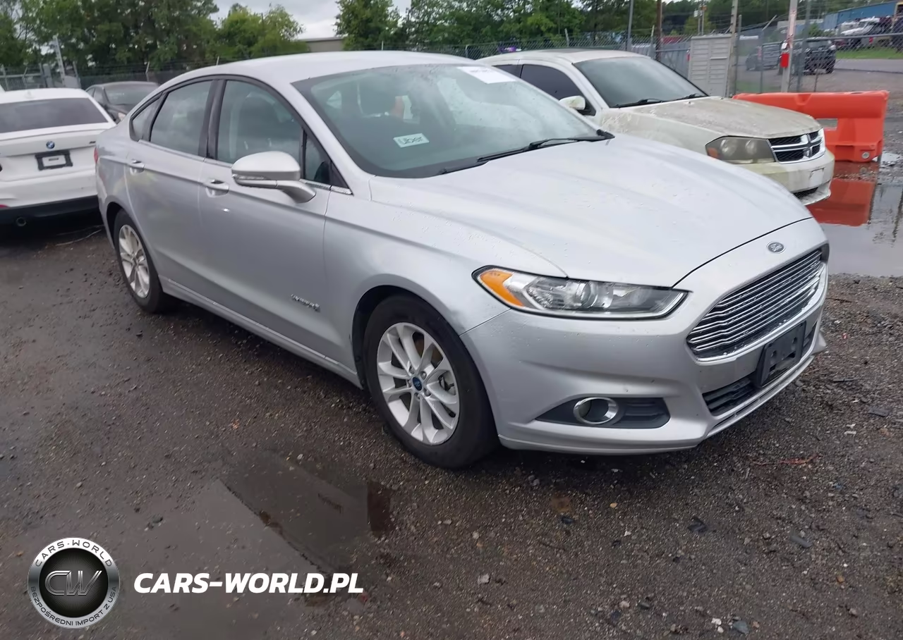 2013 Ford Fusion Hybrid Se – zdjęcie 1 z 11