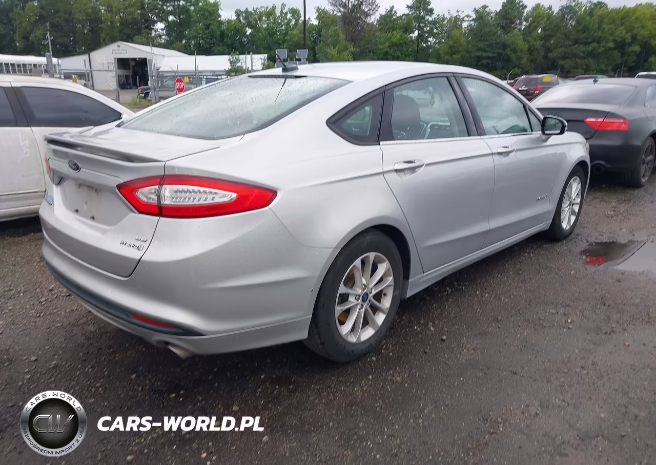 2013 Ford Fusion Hybrid Se VIN:3FA6P0LU2DR319318 - 4