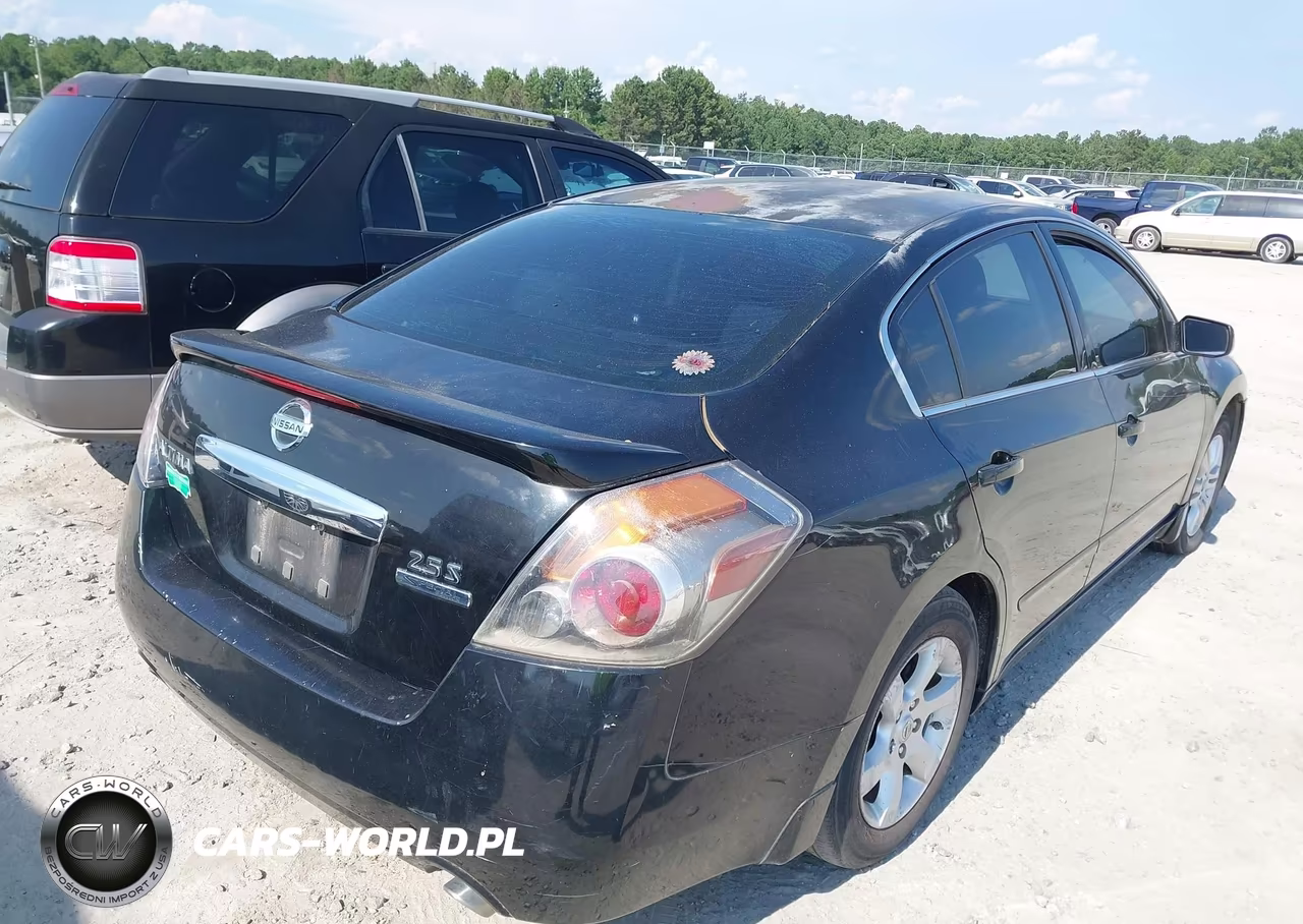 2011 Nissan Altima 2.5 S VIN:1N4AL2AP5BN433974 - 4