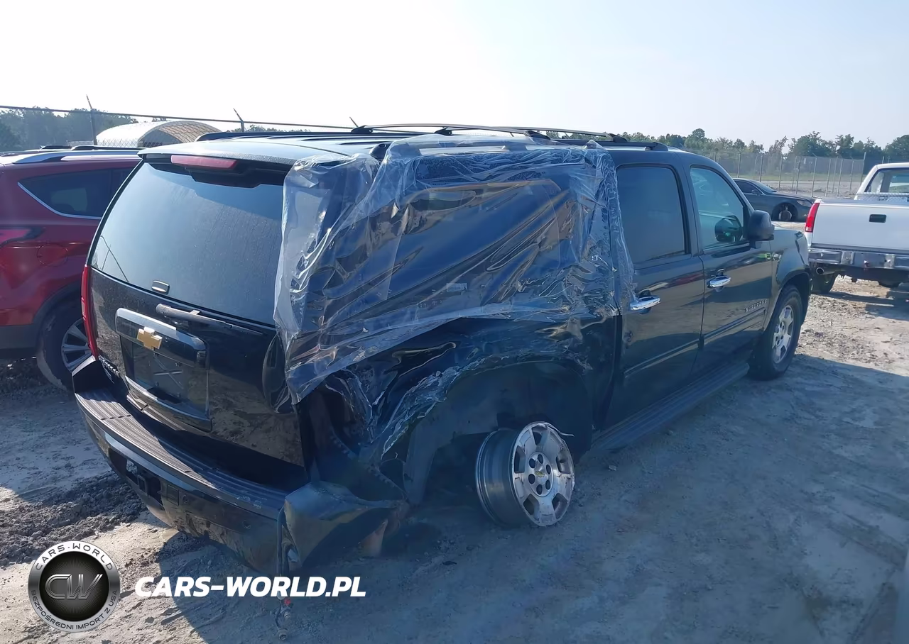2013 Chevrolet Suburban 1500 Lt VIN:1GNSCJE04DR177321 - 4