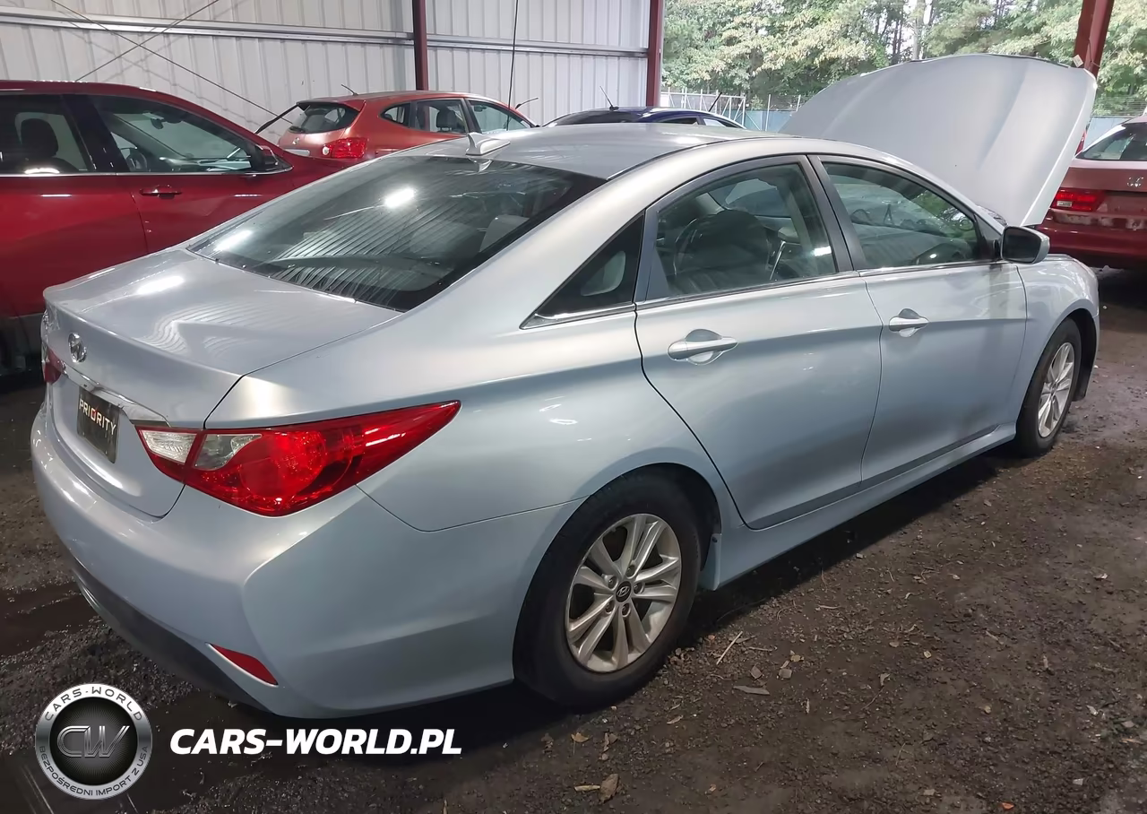 2014 Hyundai Sonata Gls VIN:5NPEB4AC4EH835089 - 4
