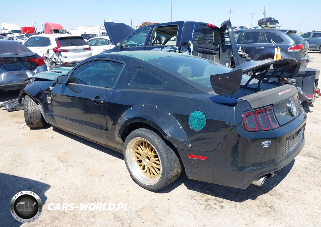 2014 Ford Mustang V6 VIN:1ZVBP8AM9E5316864 - 3