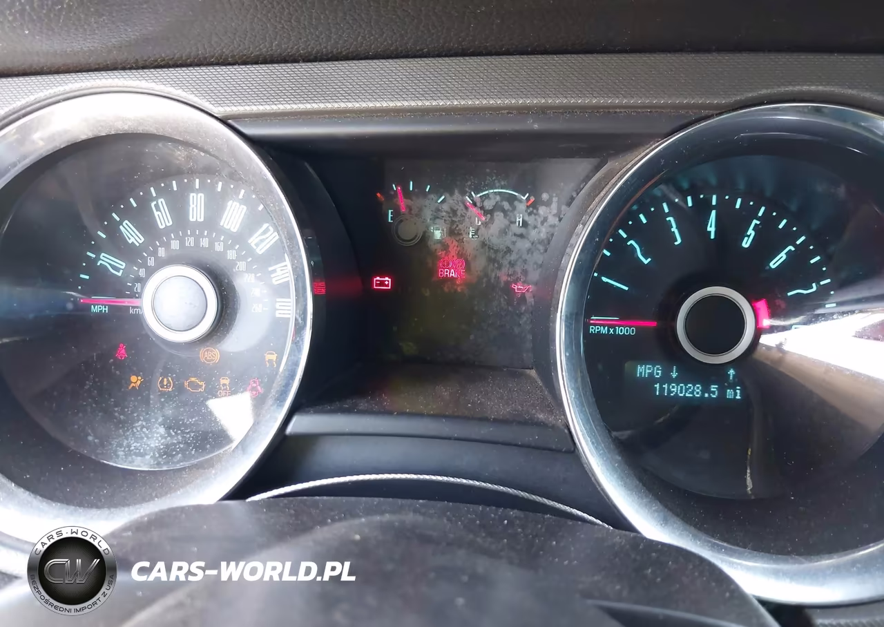 2014 Ford Mustang V6 VIN:1ZVBP8AM9E5316864 - 7